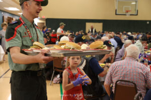 Volunteers serve veterans lunch Fort Worth Roll Call May 2022